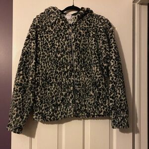 Leopard zip up sweater